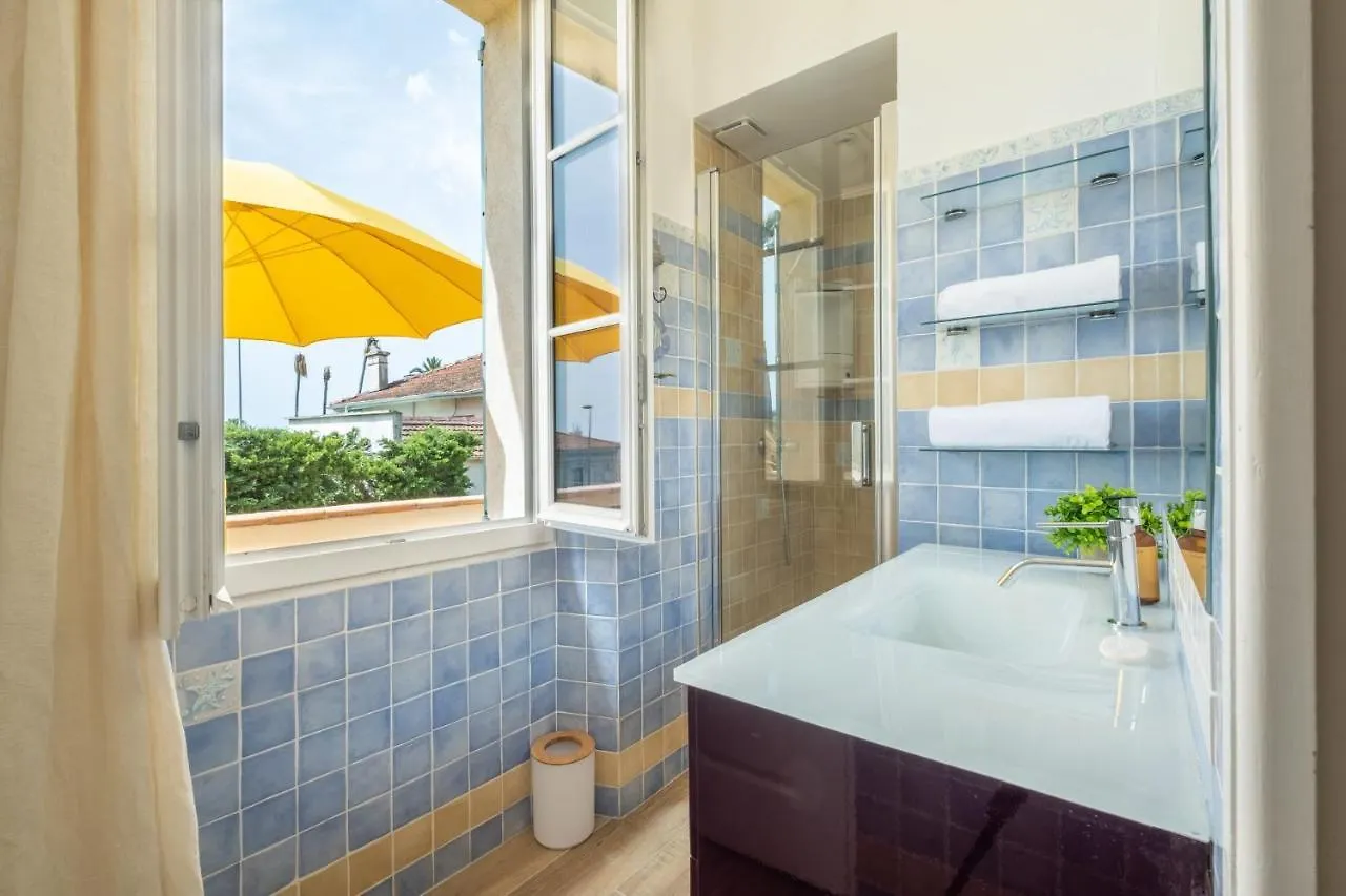 Superb Villa With Swimming Pool & Sauna Cannes 0*,