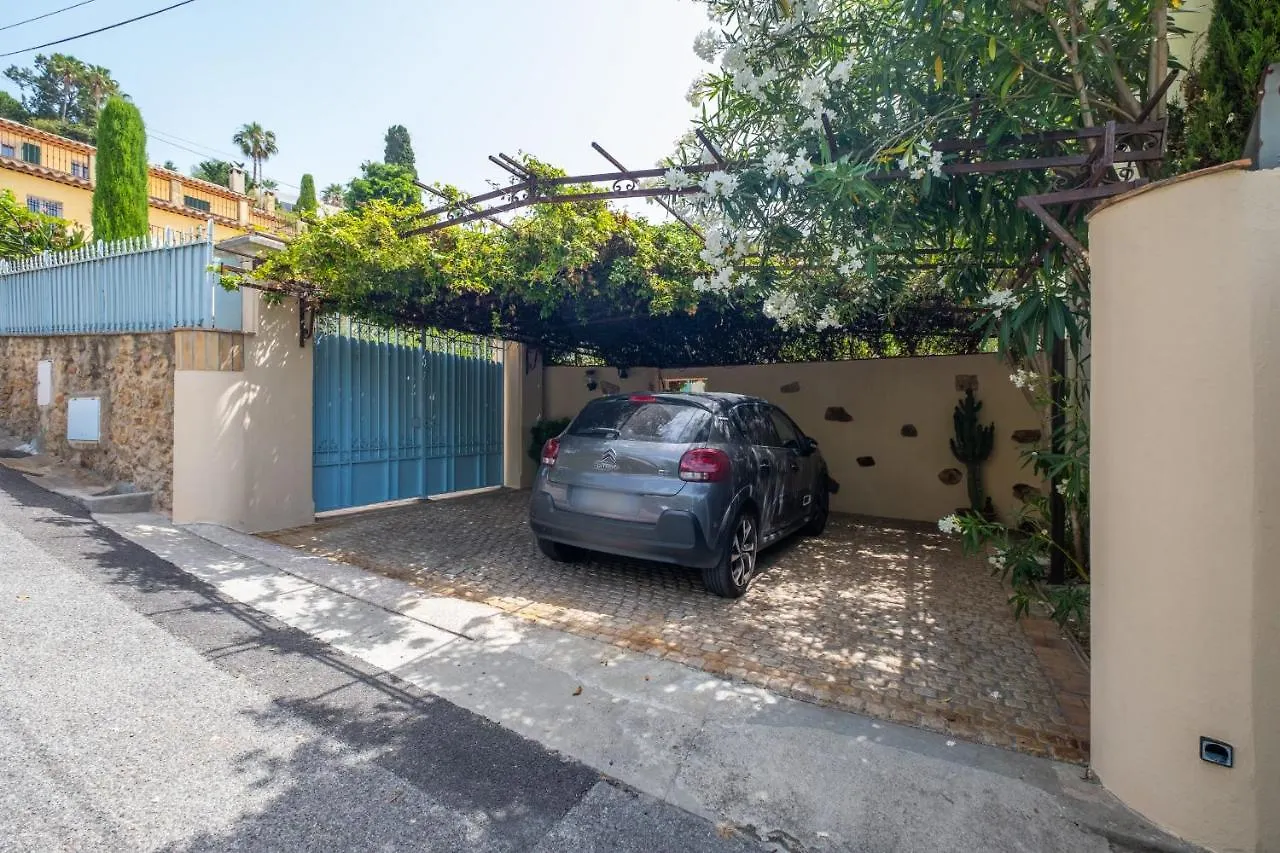 Superb Villa With Swimming Pool & Sauna Cannes