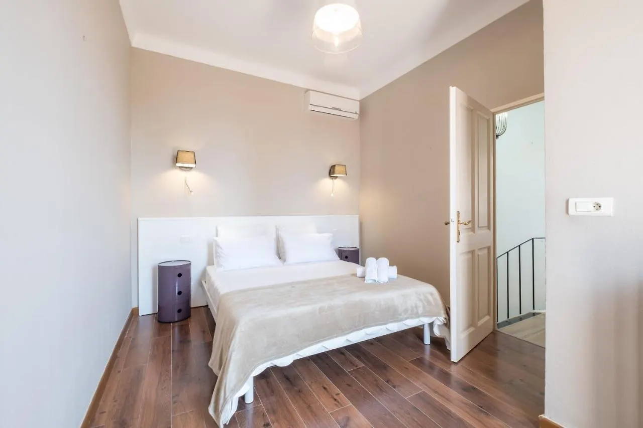 Superb Villa With Swimming Pool & Sauna Cannes