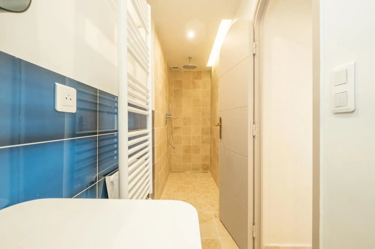 Superb Villa With Swimming Pool & Sauna Cannes France